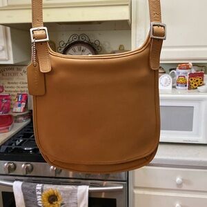 Coach leather tan crossbody small purse